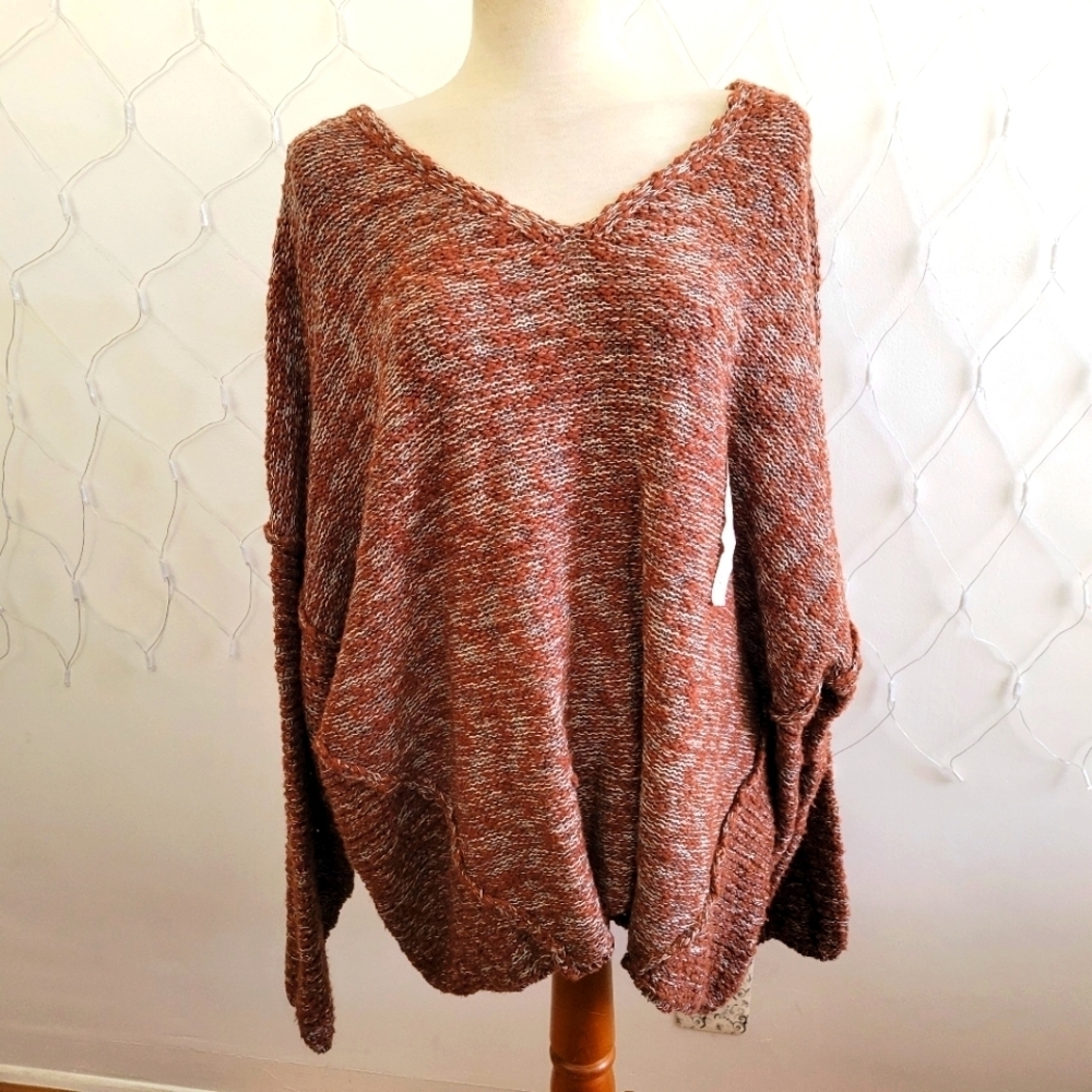• Plus Size Sweater • New • Universal Thread • Brown & White • V-Neck • Size 3X